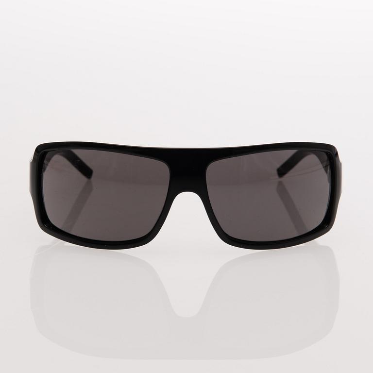 DIOR HOMME BLACK TIE SUNGLASSES.