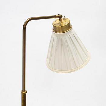 Josef Frank, golvlampa, modell 1842, Firma Svenskt Tenn.