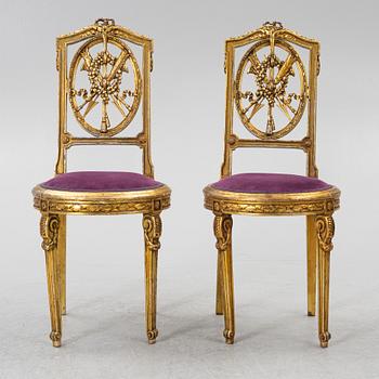 Stolar, ett par, Louis XVI-stil, omkring år 1900.