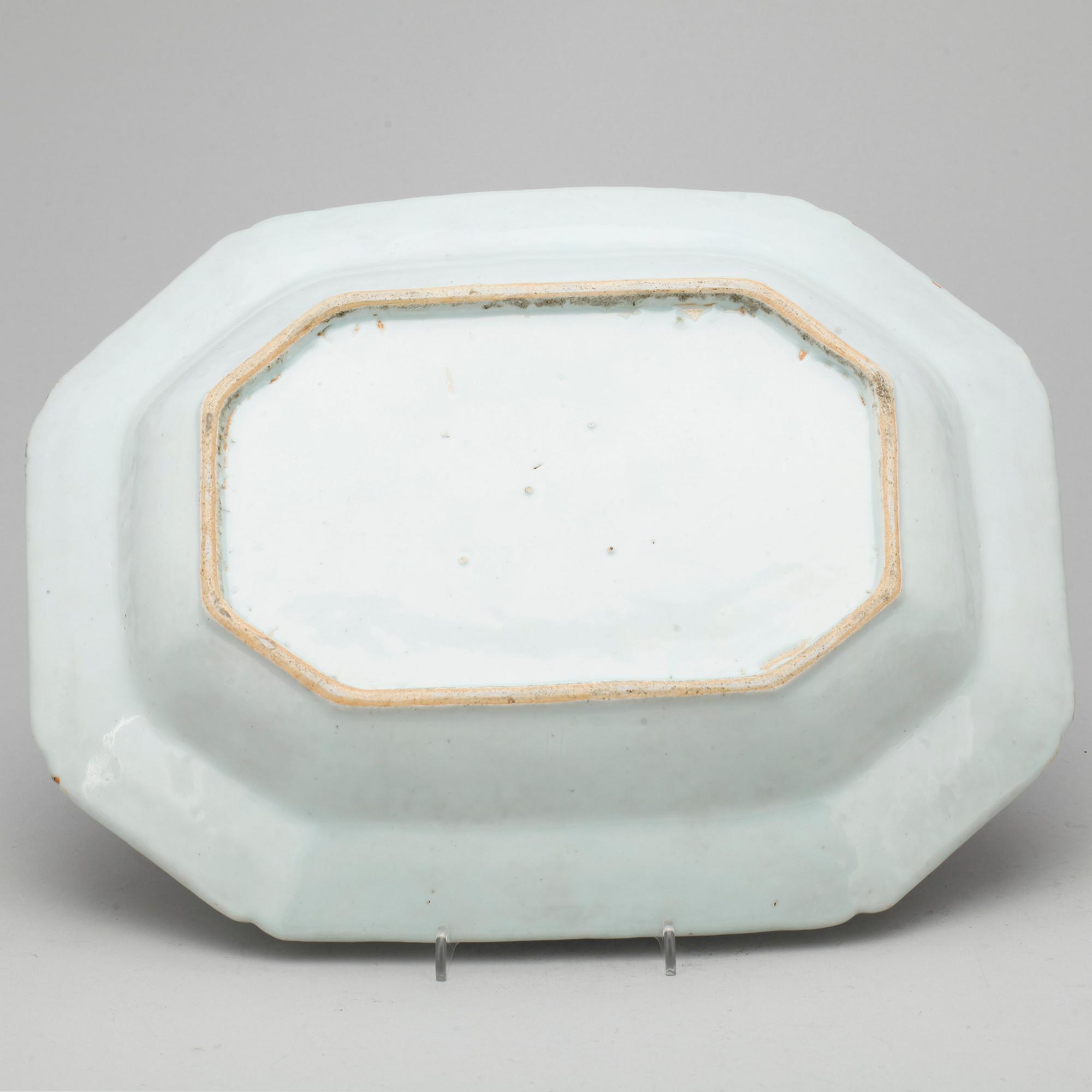 TERRINFAT, porslin, Kina, qianlong (1735-1796).