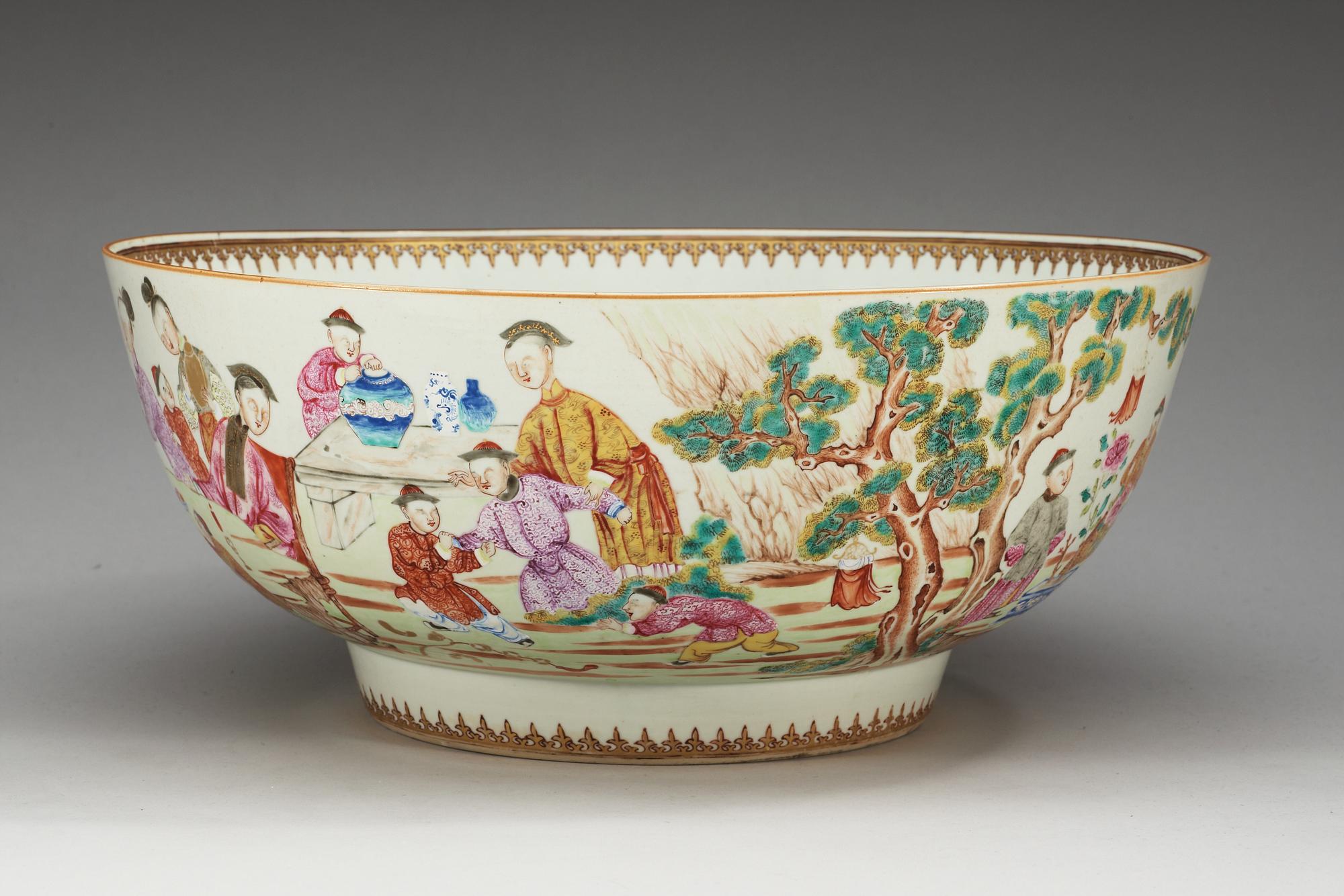 BÅLSKÅL, kompaniporslin. Qing dynastin, Qianlong (1736-95).