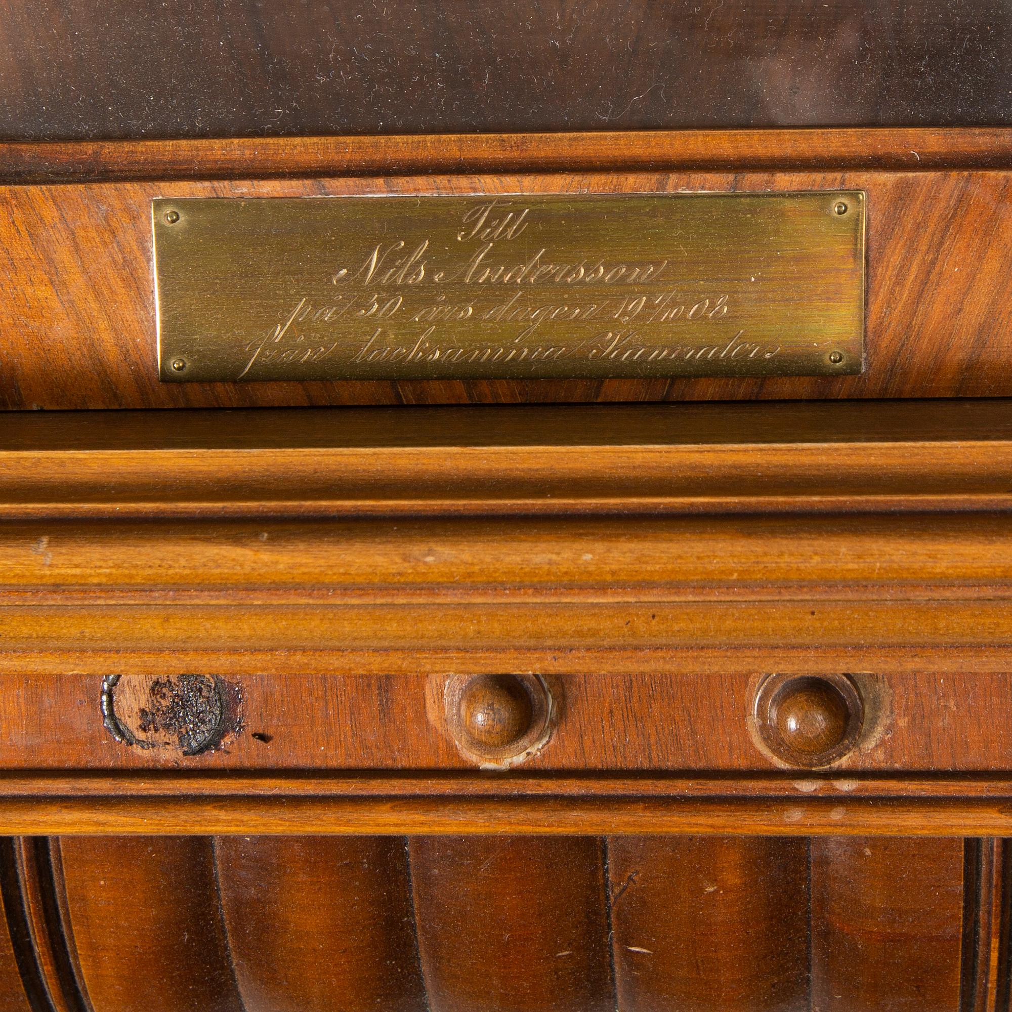 A ca 1900 wall clock.