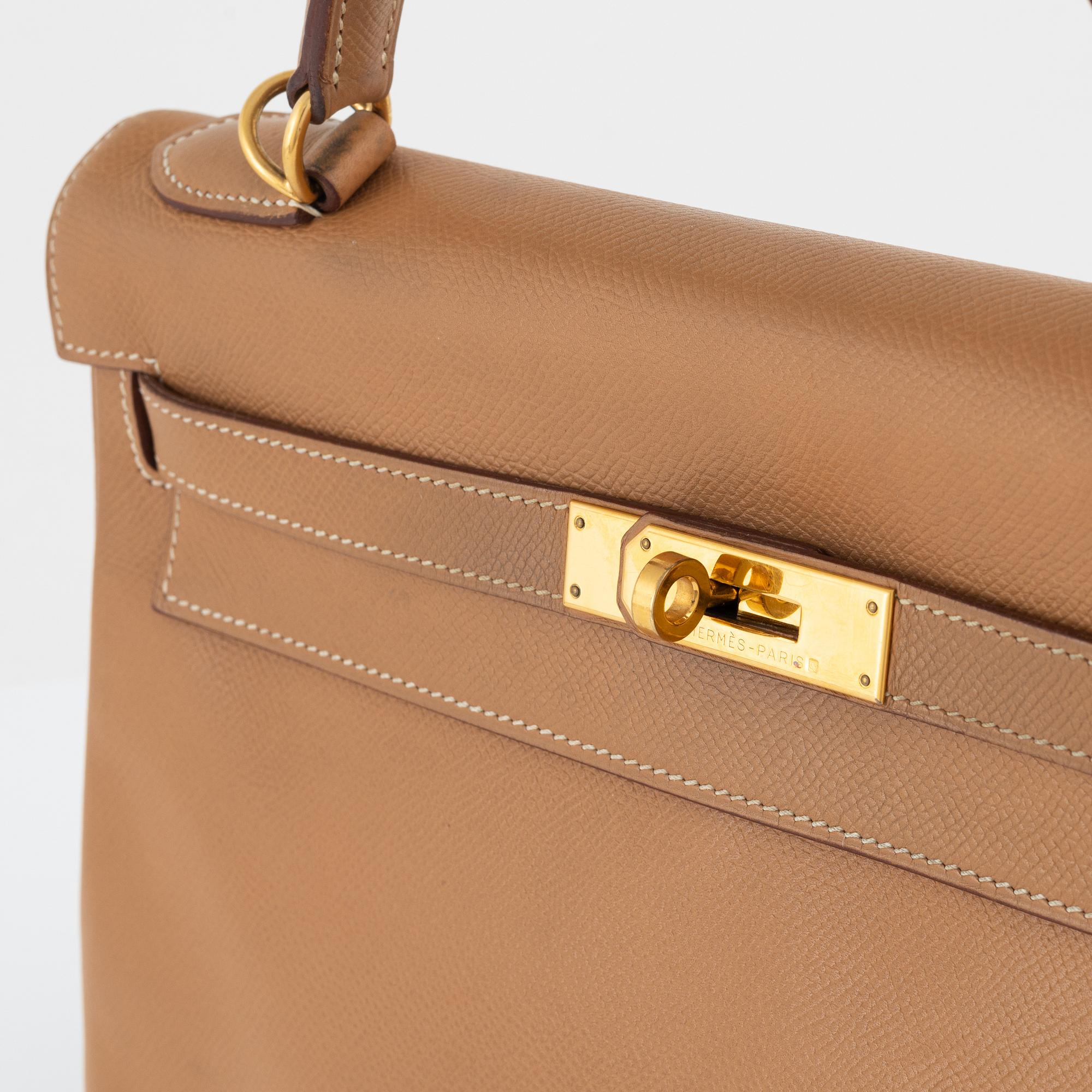 Hermès, "Kelly 32" 2001.