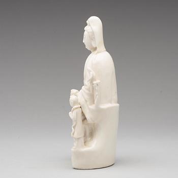 A blanc de chine figure of Guanyin, Qing dynasty, 18th  Century.