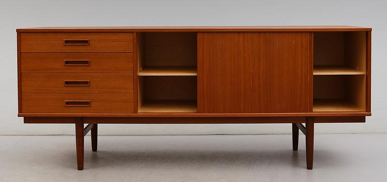 SIDEBOARD, 1900-talets andra hälft.