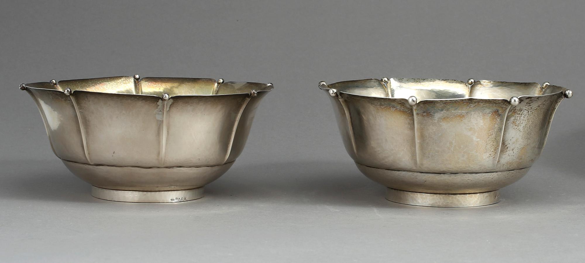 SKÅLAR, 4 st, silver, 1900-tal, bla Stockholm. Vikt ca 1046 gram.