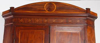 HÖRNSKÅP, England, 1800-talets början.