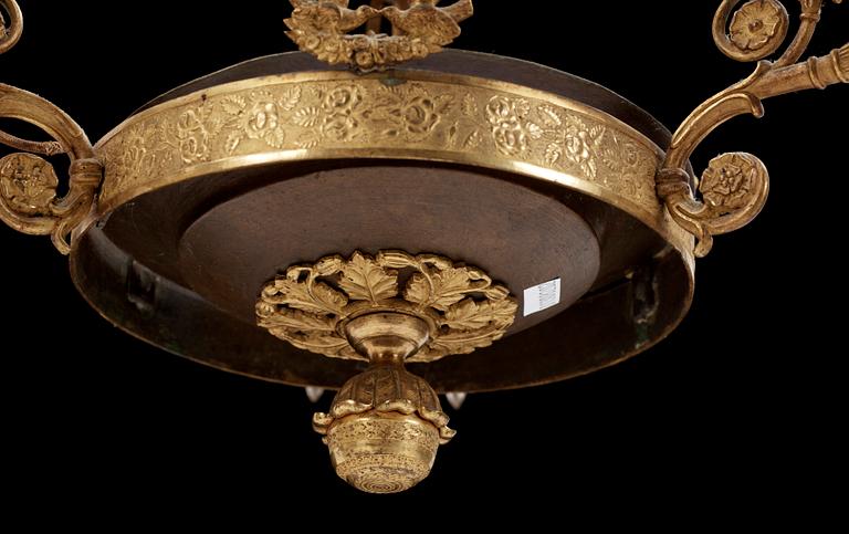 TAKAMPEL, empire, 1800-talets först halft. Höjd: ca 77cm.