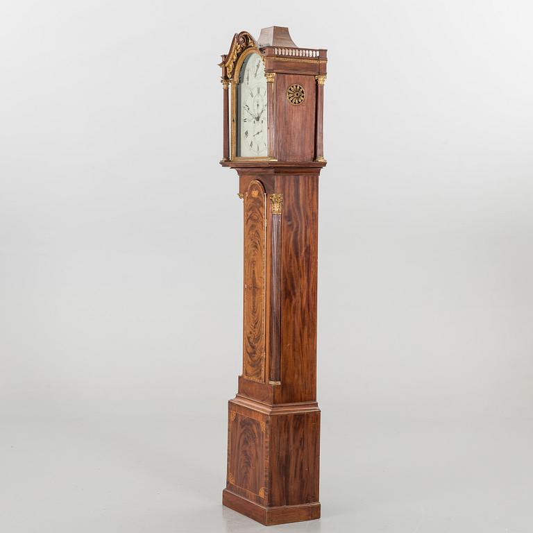 An english 19:th century mantle clock.