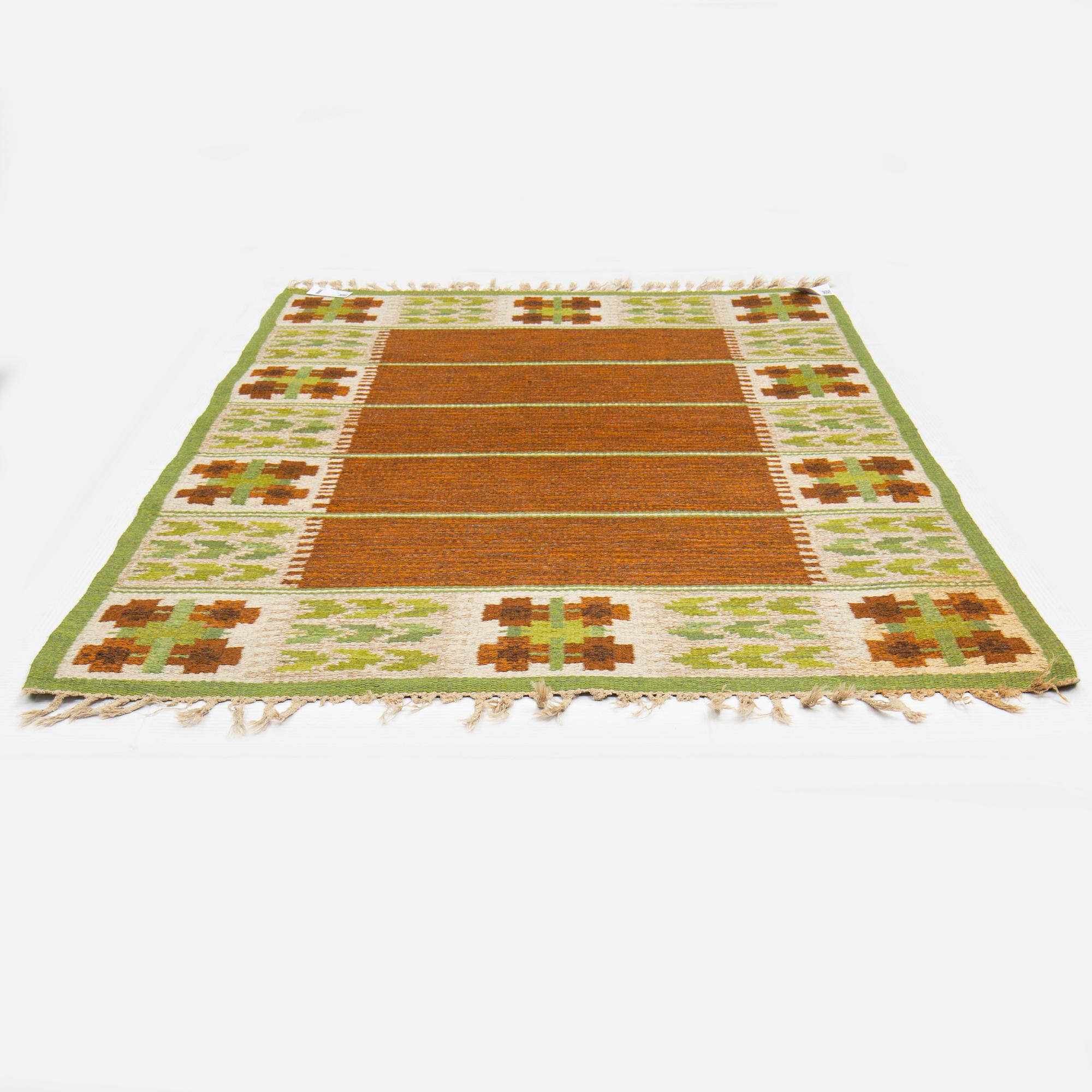 Berit Woelfer, matta, rölakan, signerad WB, ca 203 x 139 cm.