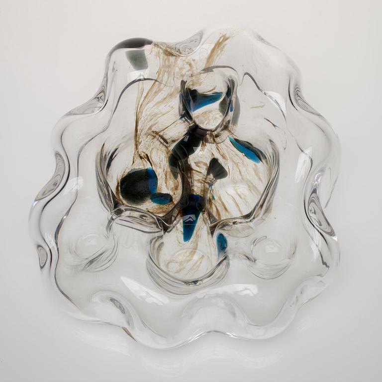 GLASSKULPTUR, "Mångång", signerad Helena Tynell, Riihimäen Lasi Oy. Formgiven 1973.