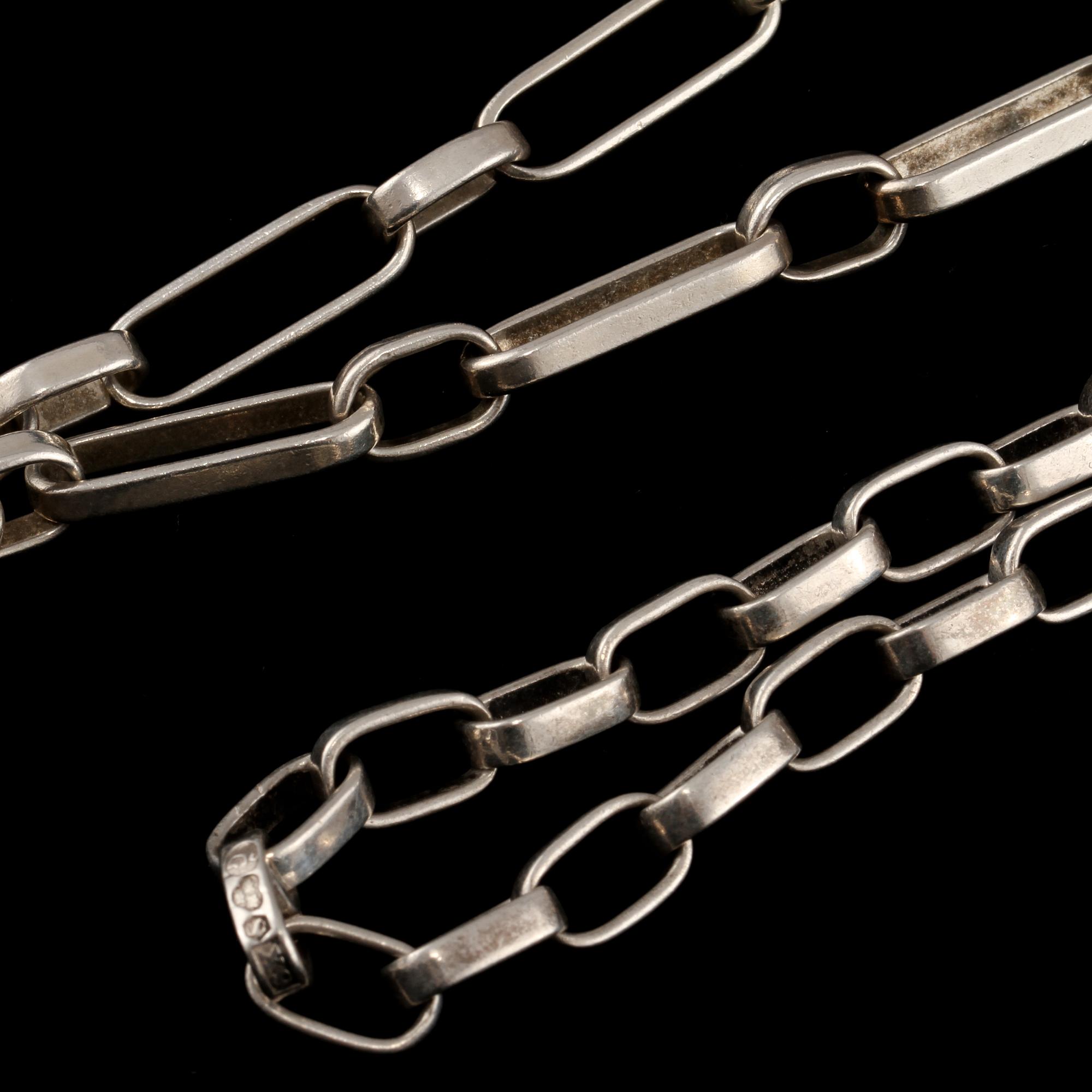 HALSSLÄNK SAMT ARMLÄNK, sterlingsilver, Kuhlin, Göteborg, 1972 samt 1982. Vikt 77 g.