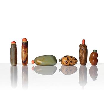 Snusflaskor, sex stycken, olika stensorter, bl.a. jade. Kina, 1900-tal.