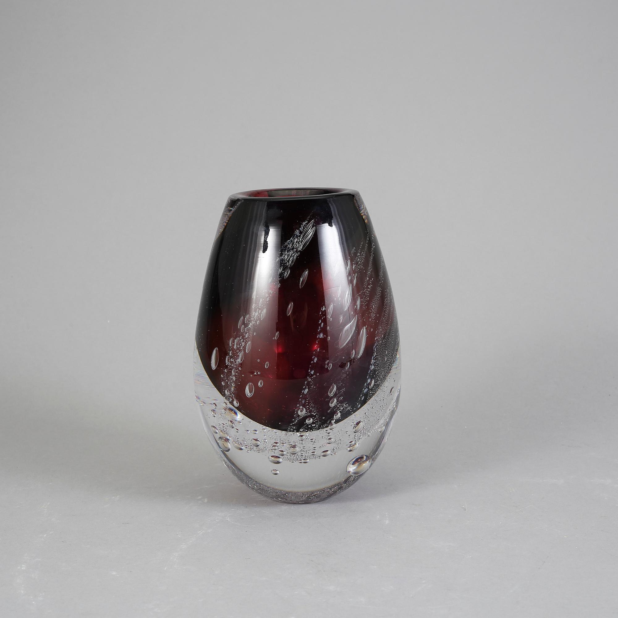 VAS, glas, märkt studio, Åhus, numrerad 1790 HD AZ US 12.
