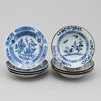 BÄRTALLRIKAR, åtta stycken olika, porslin. Qing dynastin, Qianlong (1736-95).