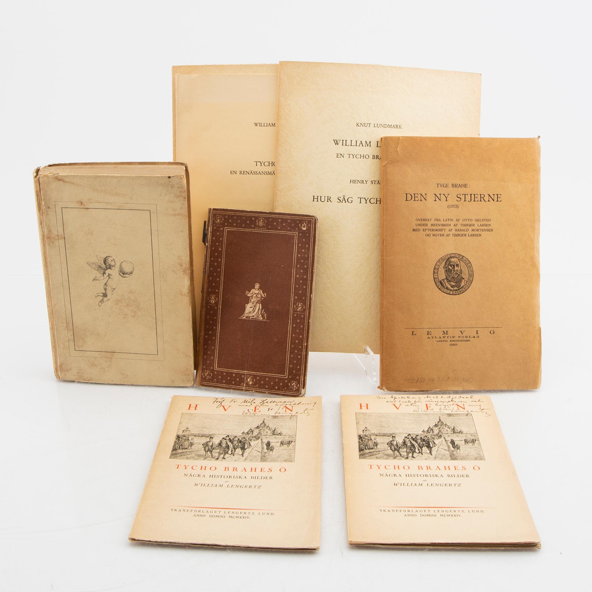 Tyge (Tycho) Brahe."Den Ny Stjerna" 1929 (1572) samt 7 böcker om Tycho Brahe 1800-/1900-tal.