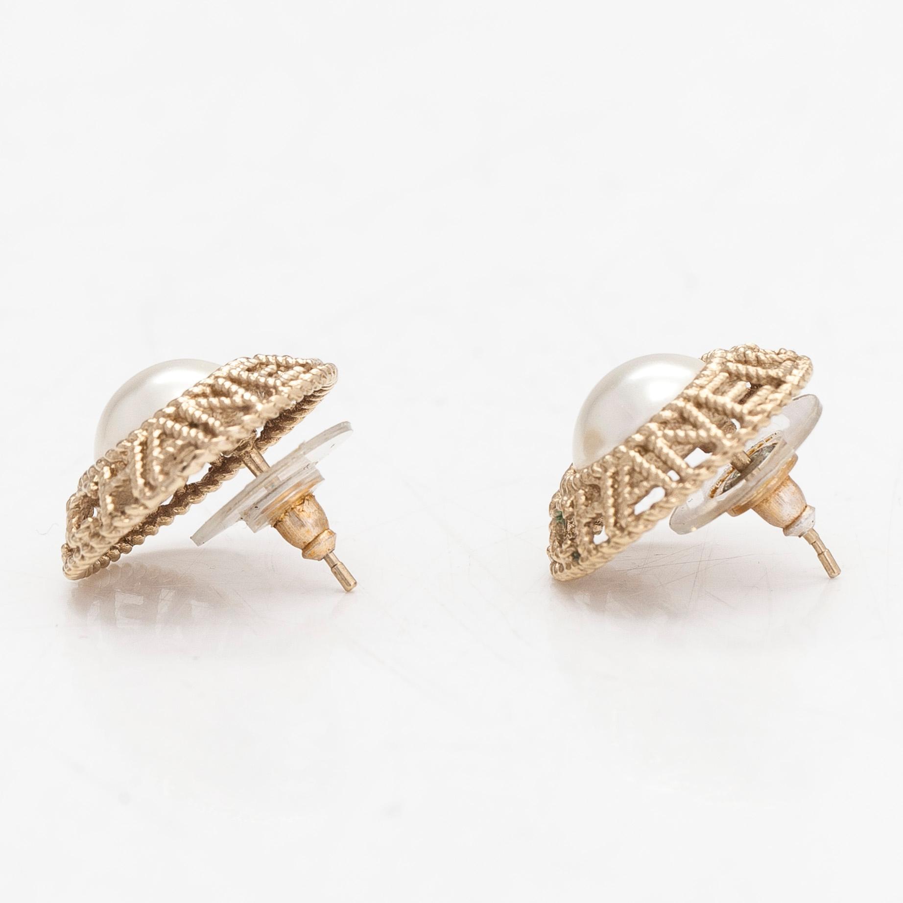 Chanel, örhängen, ett par, 2020.