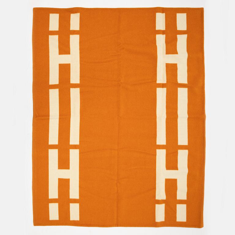 Hermès, a wool and cashmere blanket.