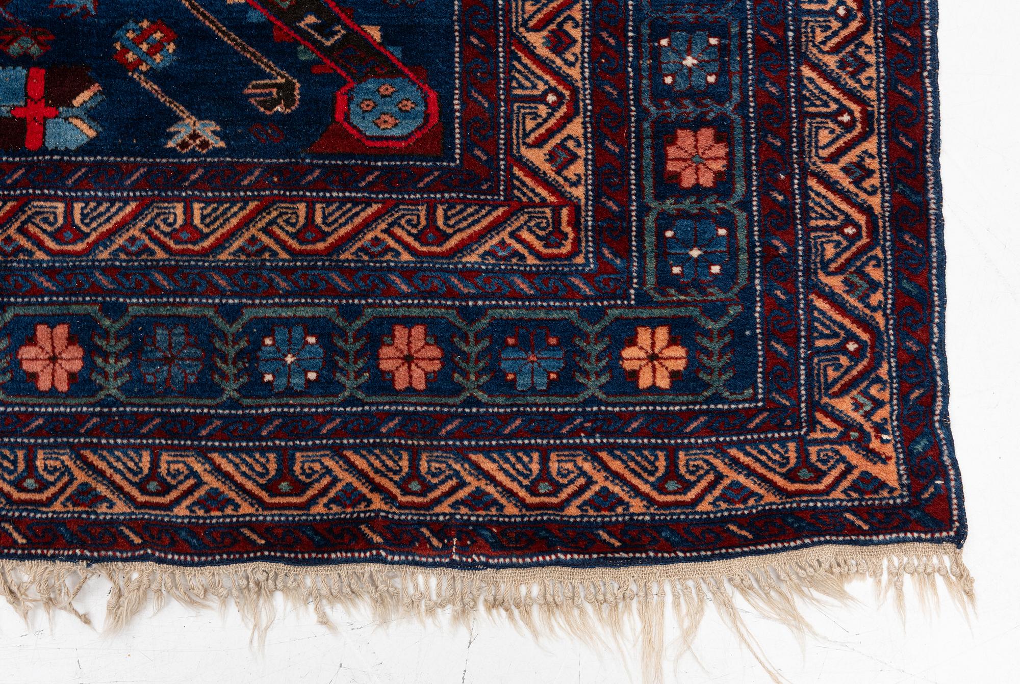 Gallerimatta, Antik Seychour, Östra Kaukasus, ca 330 x 180 cm.