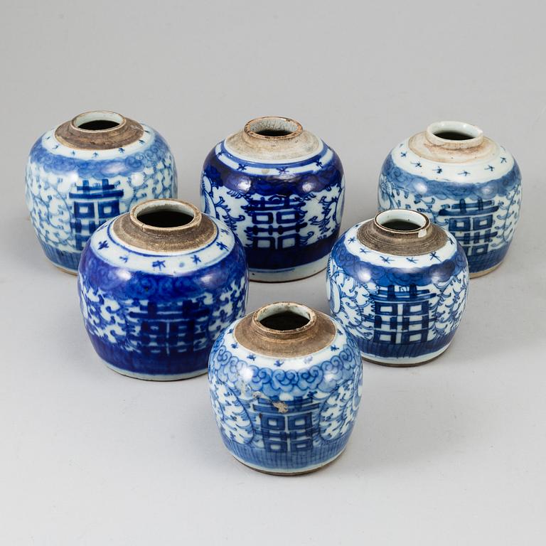 Six blue and white jars, Qing dynasty, 19th century.