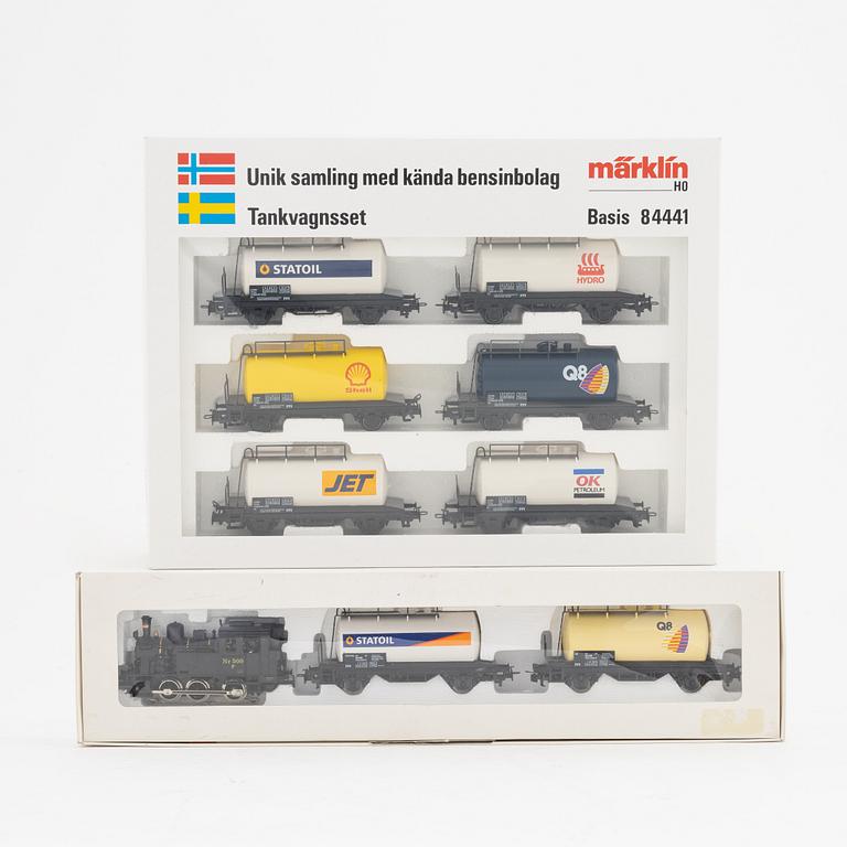 Märklin, tåg- och vagnset, spår H0, i låda.