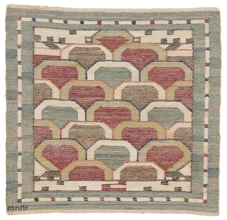 Märta Måås-Fjetterström, A textile, "Sköldpaddan", flat weave, ca 54,5-56 x 56-57 cm, signed AB MMF.