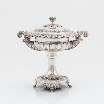 A 19th-century silver sugar bowl with lid, mark of Anders Lundqvist, Stockholm 1835.