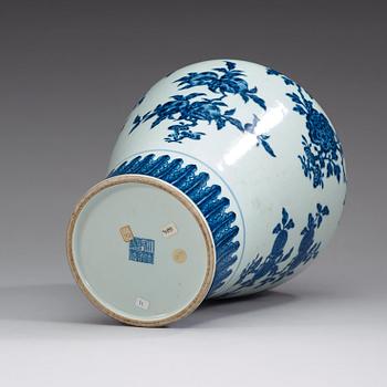 A well painted Ming style blue and white Meiping vase, Qing dynasty, with Qianlong seal mark (1736-95).
