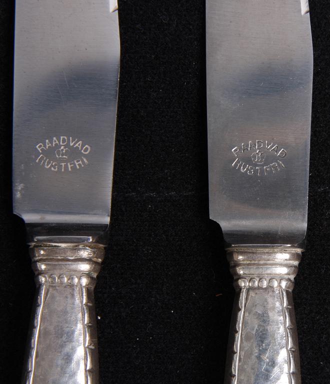 BESTICKSERVIS, ca 50 delar. Nysilver.