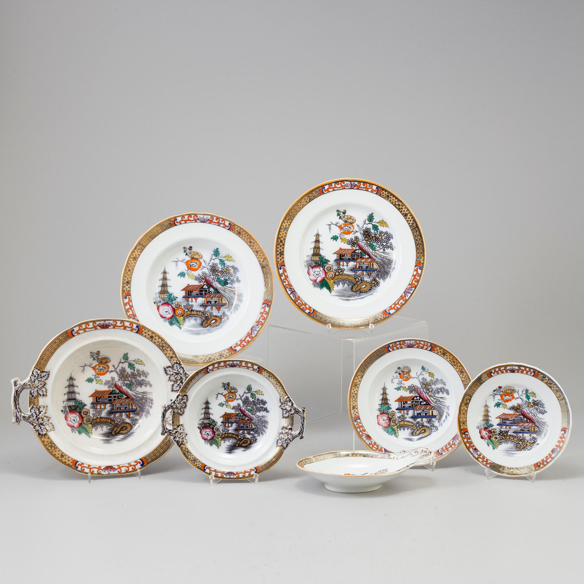 A 125 piece earthenware dinner service "Japan" by Rörstrand.