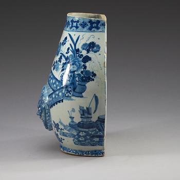 A blue and white wall fountain/cistern, Qing dynasty Kangxi (1662-1722).