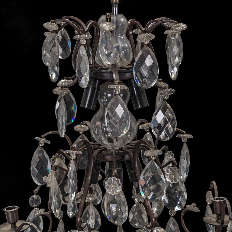 A rococo-style chandelier, late 21st century.