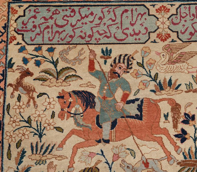 A CARPET, a semi-antique Tabriz figural, ca 327-333,5 x 236,5-240 cm.