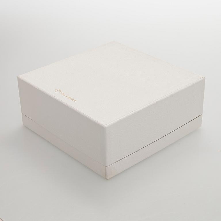 A set of three sterling silver and enamel bowls, maker's mark of A. Tillander, Turku 2005.