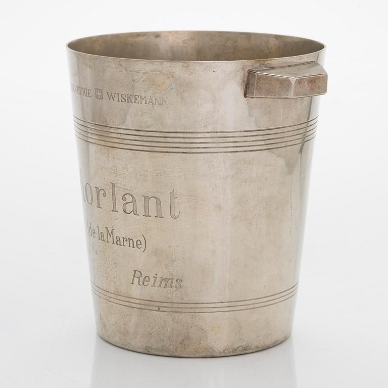 A 20th century Morlant de la Marne champagne cooler.