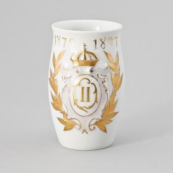 MINNESBÄGARE, porslin, Rörstrand 1897.