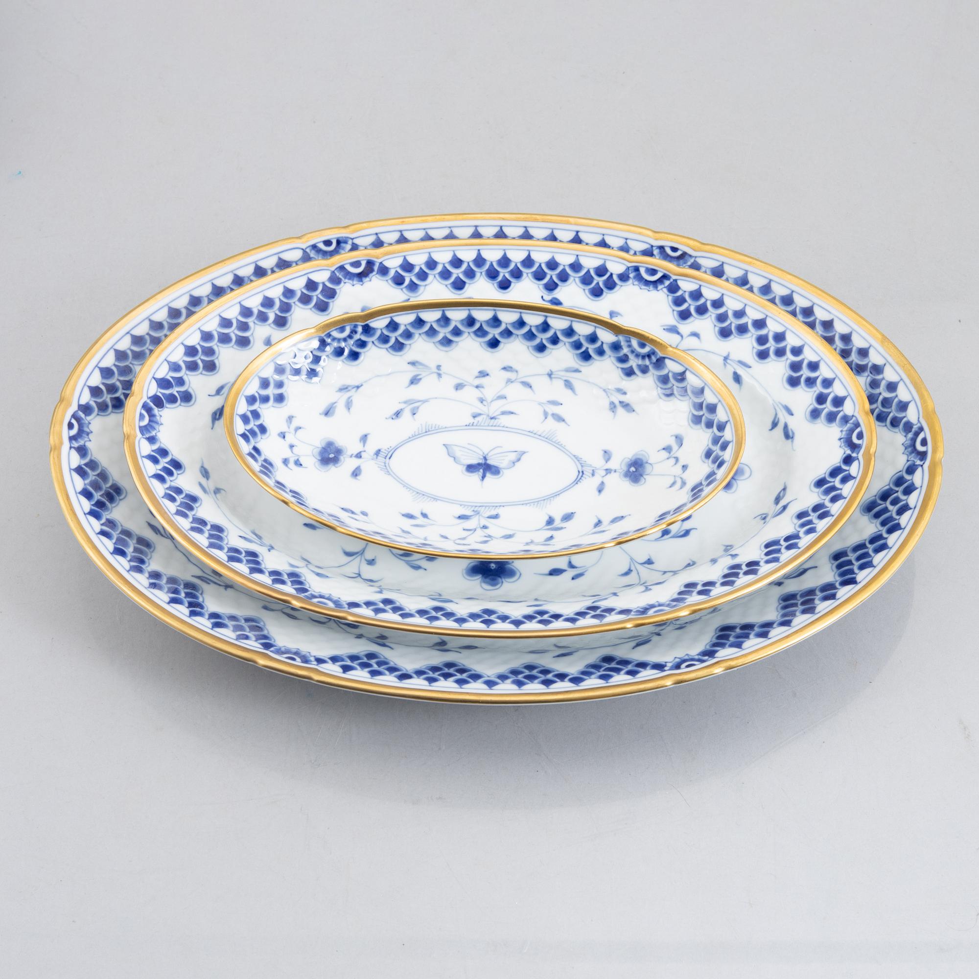 A 36-piece "Summerfugl"  porcelain dinner service, Bing & Grøndahl, Denmark.