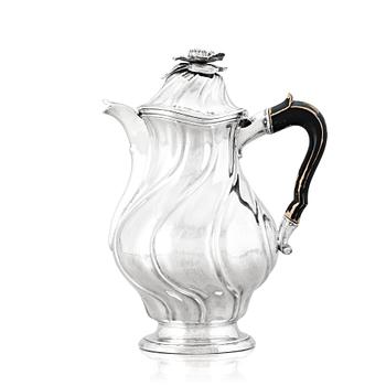204. Petter Lund, kaffekanna, silver, Stockholm 1761. Rokoko.