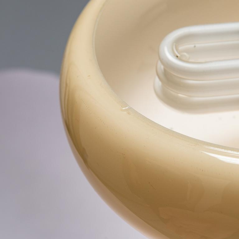 Paavo Tynell, a 1930's chandelier for Taito.