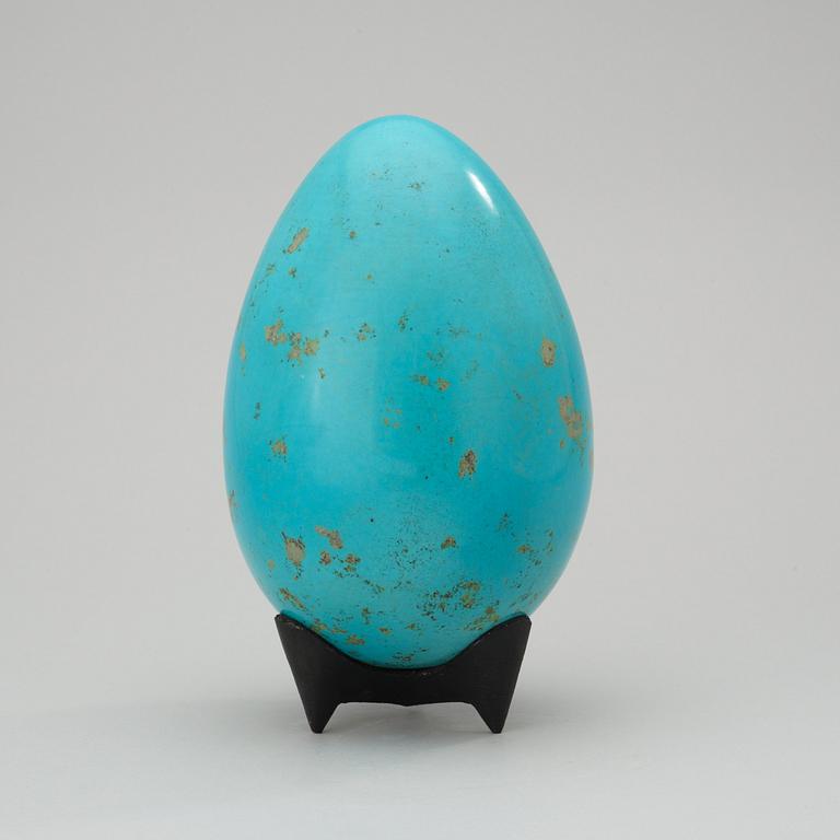 A Hans Hedberg faience egg, Biot, France.