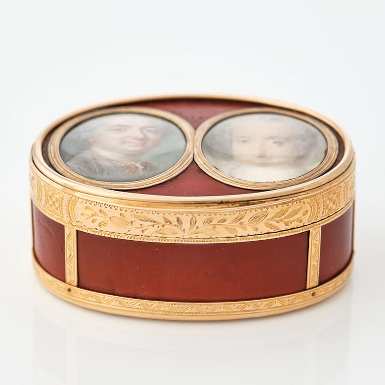 A French 18th century gold and red lacquer box, marked in Paris 1777-1778.