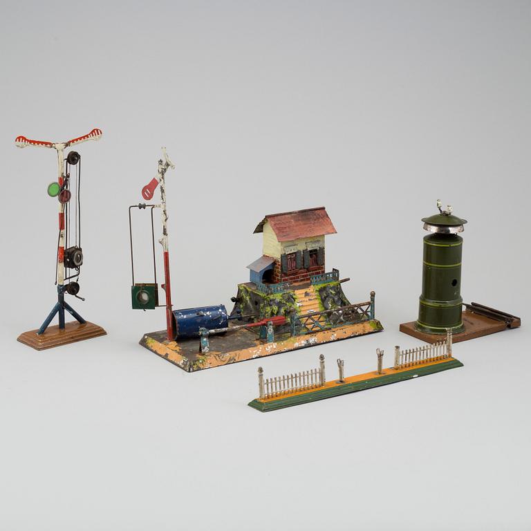 TÅGTILLBEHÖR, 4 st, bla Märklin Tyskland 1900-talets första del.