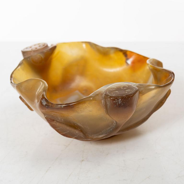 A Chinese agate 'lotus' bowl / brush washer, 20th century.