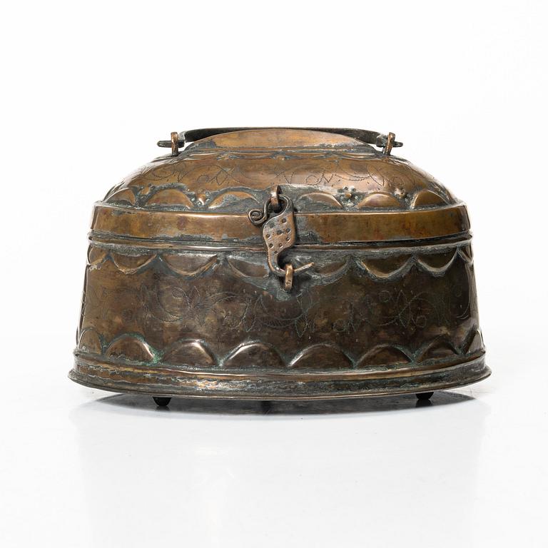 A Swedish baroque repousse copper box, 18th century.