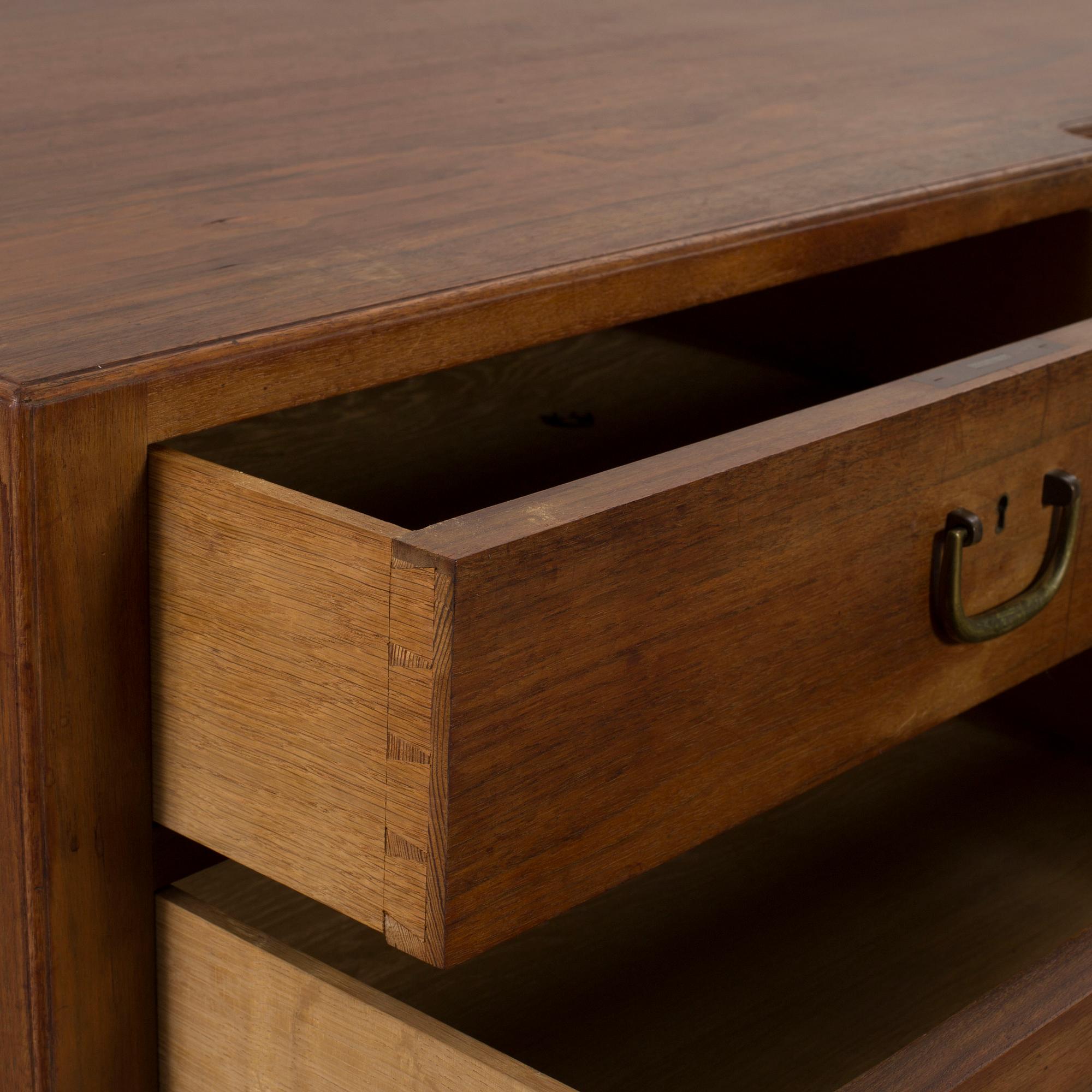 JOSEF FRANK, skrivbord modell 500 A för Firma Svenskt Tenn 1900-talets andra hälft.