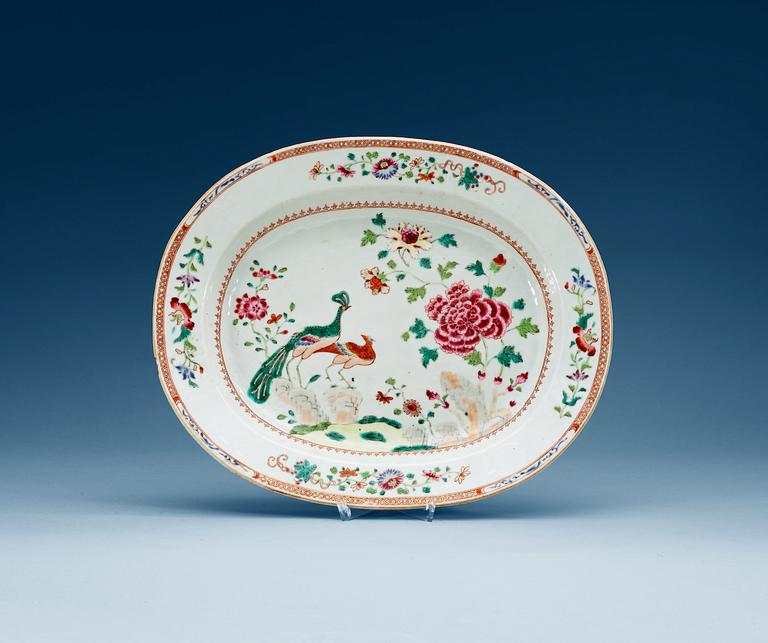 A famille rose tureen stand, Qianlong (1736-95).