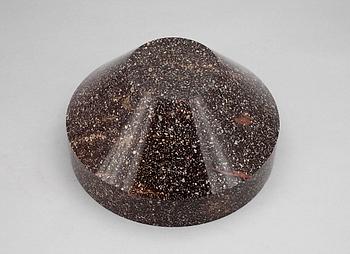 MORTEL, porfyr, 1800-tal.