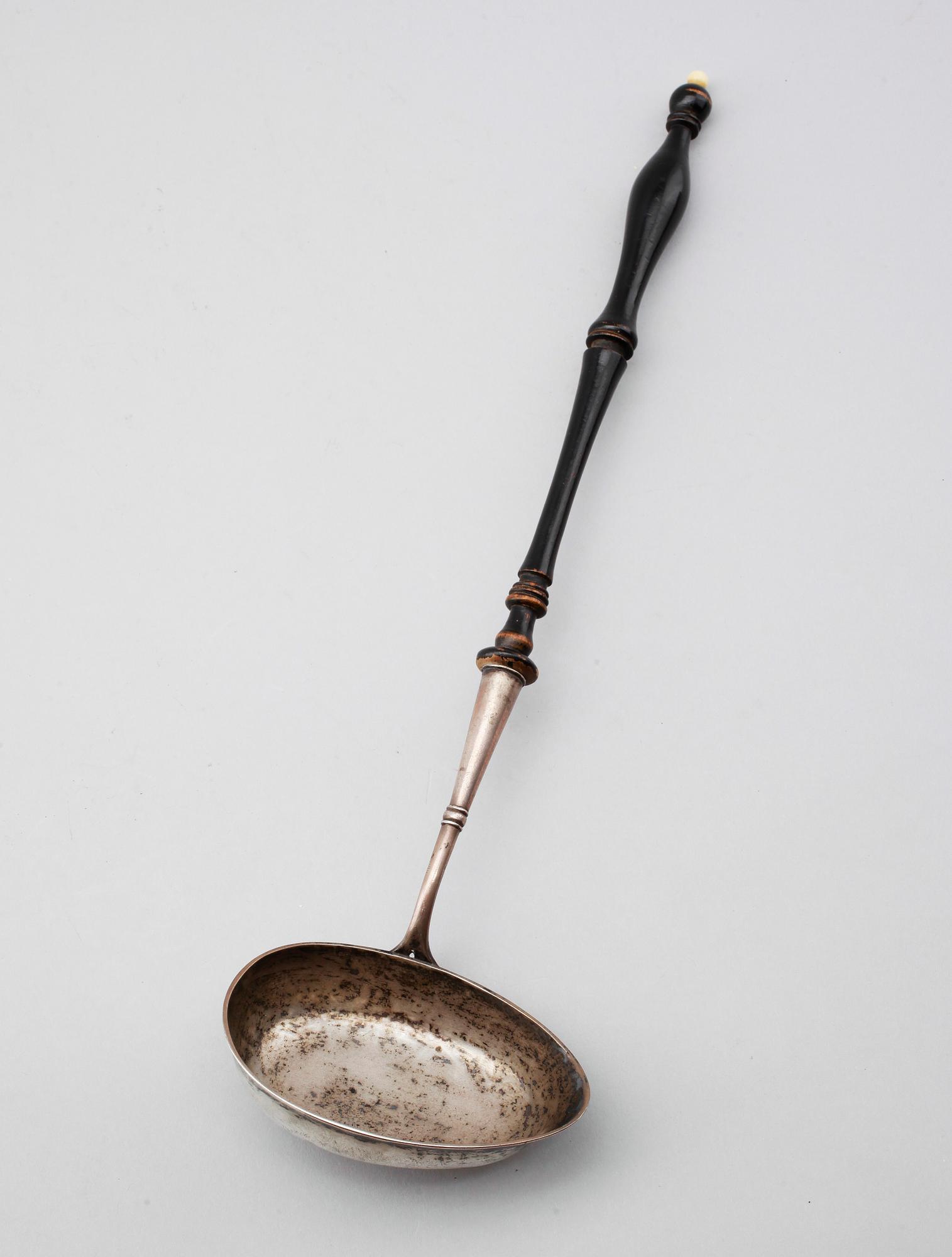 SOPPSLEV, silver, Samuel Lind (1814-1820), Lidköping.