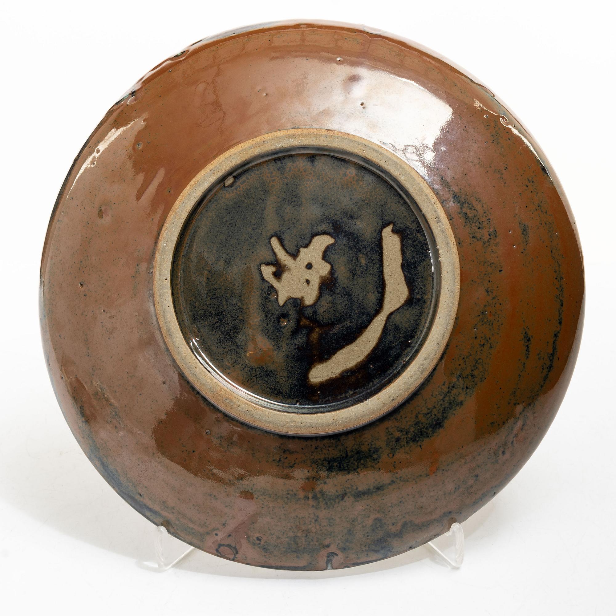Shoji Hamada, attributed to, A stoneware bowl dish, Japan, 1960s.
