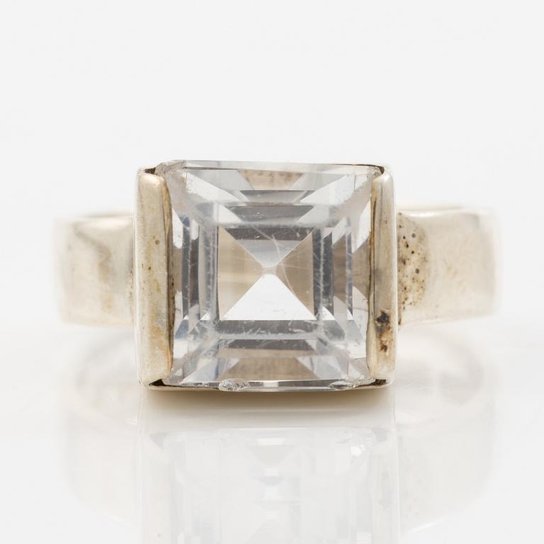 Wiwen Nilsson, ring silver with rock crystal.